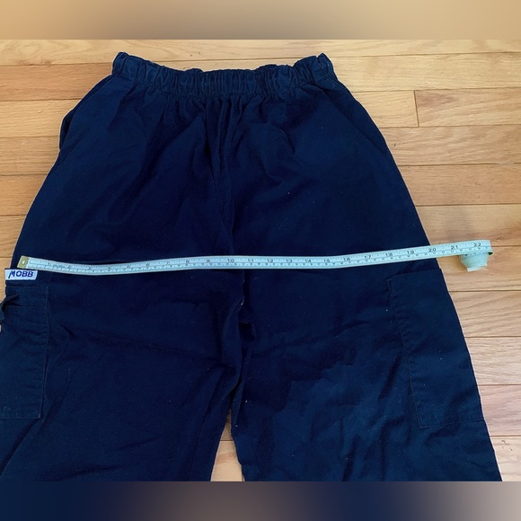 MOBB Uniform Tops & Bottoms Unisex - Picture 11 of 15